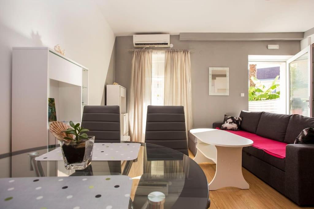 Apartman Den,Rovinj Oaza U Centru Grada I Besplatnim Parkingom Apartment Ngoại thất bức ảnh